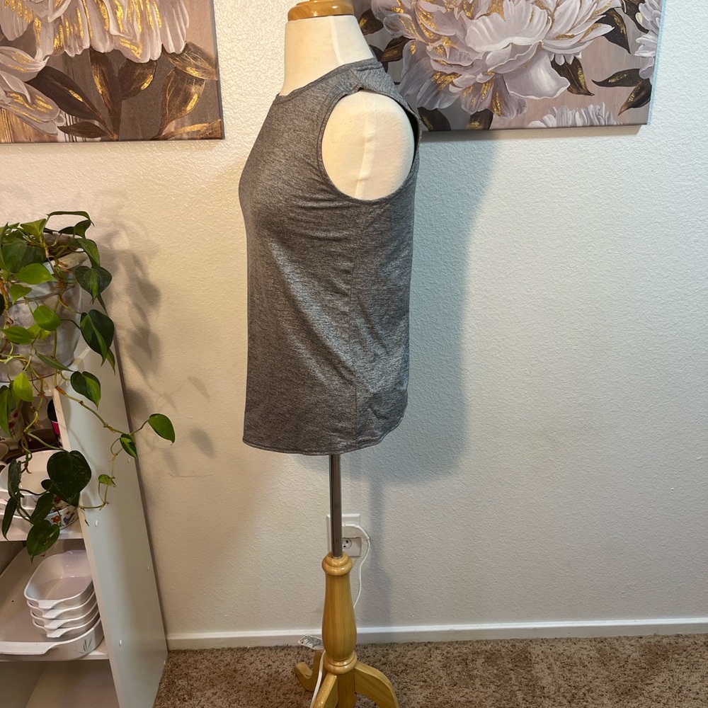 Athleta Sunlover Upf Splitback Tank - image 3